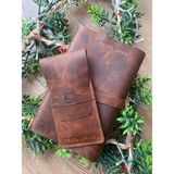 Alesta Leather Atelier (İsim Yazıyoruz) El Yapımı Hakiki Deri 2'li Hediye Seti Kitap Ajanda Kılıfı Kapaklı Kalemlik - Koyu Taba