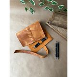 Alesta Leather Atelier (Isim Yazıyoruz) El Yapımı Hakiki Deri Rulo Kalemlik / Rulo Fırçalık - Camel