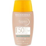 Alkar Ticaret Photoderm Nude SPF50+ Light Karma Yağlı Ciltler Kapatıcı Etkili Çok Yüksek Korumalı Renkli Güneş Kremi 40 ml