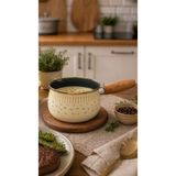 ALLEGRI Çok Sevilen Fiore Serisi Emaye Sütlük Sosluk Yumurta Tavası Ahşap Saplı 16cm 1,3 Litre (TÜM OCAKLARA UYGUN)