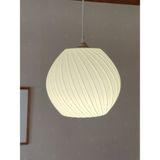 Allians Modern Spiral Avize ile Şıklığı Evinize Taşıyın, Parlak ve Şık Tasarım - Seçenek 1 - Ahşap - Beyaz