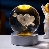 Allwin 3D Kristal Cam Küre Gece Lambası - Çift Kalpli Romantik Işıklı Dekorasyon - Ok'lu Kalp - Yıldönümü, Sevgililer Günü ve Evlilik Teklifi Hediyesi, Hologram Cam Küre - Çok Renkli