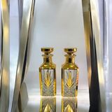 Altın Detaylı Işlemeli Kristal Karaf Seti – 2’li 300 ml Dekoratif Şişe