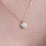 Altın Kolye - Oval Opal Taşlı Çerçeveli Sade Minimal Tasarım 14 Ayar Altın Kadın Kolye