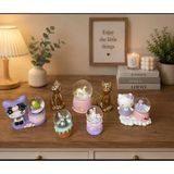 Altın Sarısı Kedi ve,Kuromi, Unicorn,Tom ve Hello Kitty Figürlü kar küreleri 7'li Set Tek Bir Pakette