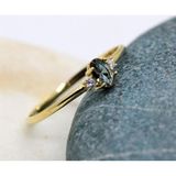 Altın Yüzük - 14 Ayar Altın Oval Tria 0.70 Ct Zultanit Taşlı Minimal Evlilik Teklifi Yüzüğü