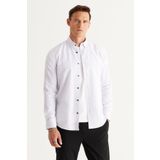 ALTINYILDIZ CLASSICS Erkek Beyaz-Siyah Slim Fit Dar Kesim Gizli Düğme Yaka Pamuklu Baskılı Gömlek