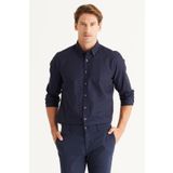 ALTINYILDIZ CLASSICS Erkek Lacivert Slim Fit Dar Kesim Gizli Düğme Yaka%100 Pamuk Gömlek