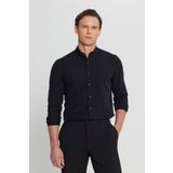 ALTINYILDIZ CLASSICS Erkek Siyah Slim Fit Dar Kesim Düğmeli Yaka Armürlü Gofre Desenli Gömlek