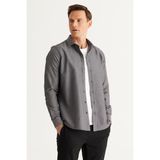 ALTINYILDIZ CLASSICS Erkek Siyah Slim Fit Dar Kesim Klasik Yaka Armürlü Pamuklu Gömlek