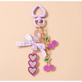 Anahtarlık Mor Kiraz ve Kalp Charm, Fiyonklu Taşlı | Kalp Klipsli Kanca, Emaye Kiraz Charm, Rhinestone Süsleme, Çanta Aksesuarı, Mor Renk Tasarım