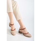 Analin Shoes Kadın Deri Burnu Kapalı Örgülü Sandalet - Bej