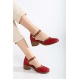 Analin Shoes Kadın Deri Burnu Kapalı Örgülü Sandalet - Kırmızı