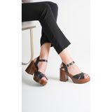 Analin Shoes Kadın Hakiki Deri Platform Topuklu Sandalet - Siyah