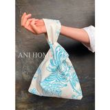 Anı Home Japon Düğümü Bilek Çantası Clutch Beyaz Mavi Çiçek Desenli Duck Kumaş - Beyaz - Mavi