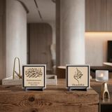 Anlamlı Ev Hediyesi Elhamdülillah ve Mealli Besmele İkili Süs 10x10 cm | Masa, raf ve kitaplık gibi alanlarda ikili set uyumuyla sergilenmeye uygun, şık ve anlamlı dekoratif tasarımdır.