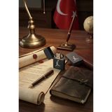 Anlamlı Özel Hediye Mustafa Kemal Atatürk İmzası ve Silüetini Taşıyan Benzinli Çakmak Dolu Gönderim