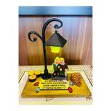 Anneler Günü Hediyesi El Yapımı Biblo Işıklı, Ahşap Kaideli, 15x15 cm, Anne Baba Figürlü