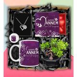 Anneler Gününe Özel Kalpli Kar Tanesi Kolye&tasarım Ahşap Içerisinde Çikolata&tasarım Kupa&bonsai Çiçek Seti