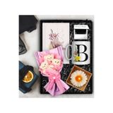 Apollon Gift Shop Peluş Üçlü Ayıcık Buketi & Kişiye Özel Harf Kupa & Özel Tasarım Defter & Kişiye Özel Ayna & Mum Hediye Seti