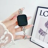 Apple Watch Seri 4 5 6 7 8 9 10 42-38-40-41Mm Çiçekli Ve Kalp Zincir Detaylı Bileklik Tasarım Kordon Gümüş