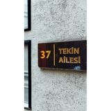 Aras Vizyon Tasarım Kişiye Özel Pleksi Kapı İsimliği ve Numarası Gold Aynalı