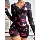 Arias Closet Pamuklu Kırmızı Öpücük Desenli Düğmeli Uzun Kol Tulum Pijama