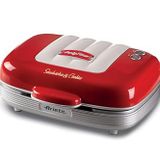 Ariete Party Time Sandwich Makinesi Kırmızı 1972/00-3 In One Red Sandviç Yapma Makinesi, 700 Watt, 3 Set Çıkarılabilir Plaka, Sandviç, Kek, Çörek, Yapışmaz Plakalar