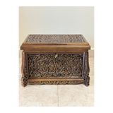 Arıkmert El Sanatları Maraş El Oyma Ceviz Ahşap Çeyiz Sandığı – 50x30x30 cm | Sarmaşık Eskitme Model