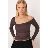 armonika Kadın Kahve Asimetrik Yaka Uzun Kol Crop Bluz ARM-26K042007