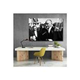 Artarilion Siyah Beyaz Atatürk Cam Tablo Şapka Tutan Atatürk Tablosu Ofis Tablosu Duvar Dekoru