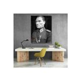 Artarilion Siyah Beyaz Uniformalı Atatürk Portresi Mustafa Kemal Atatürk Kanvas Tablo Modeli Ev Ofis Dekoru