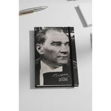 Artlantis 2026 Atatürk Günlük Ajanda 17X24 cm Lastikli Atatürk Kapaklı Ofis Ev Işyeri Günlük Ajanda Planlayıcı OFS907ATA - Beyaz