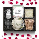 As Gift Sevgililer Günü Temalı Kişiye Özel Beyaz Fincan & Melek Kar Küresi & Kahve Yanı Su Bardağı & Çiçek Mum & Türk Kahvesi