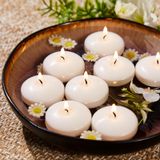 Ashlux Beyaz Yüzen Mumlar 2 inç, 24 Paket Yüzen Mumlar 5-6 Saat Uzun Yanan, Kokusuz Yüzen Mum Centerpieces için, Düğün, Noel Işıkları, Romantik Gece Onun/Onun Seti