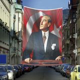 Asilmeydan Ay Yıldızlı Sivil Atatürk - Portre-Cephe Poster Bayrak-Okul - Kutlama - Anı -600X900CM - 6x9 Metre - Renkli