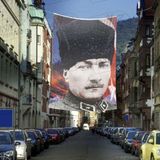 Asilmeydan Kalpaklı Gazi Mustafa Kemal Atatürk - Ay Yıldız Türk Bayrağı Cephe Poster Bayrak -4x6 Metre - Renkli