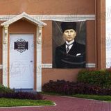 Asilmeydan Mavi Gözlü Ulu Önder Gazi Mustafa Kemal Atatürk Portre Poster Bayrak 100 x 150 cm