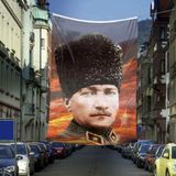 Asilmeydan Üniformalı Kalpaklı Gazi Mustafa Kemal Atatürk Dış Cephe Poster Bayrağı 600 x 900 cm