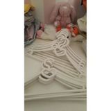 Askıcı Bebek Elbise Askısı 12 Adet Kalpli Beyaz Bebek Kıyafet Askısı