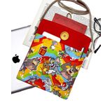 Askılı - Kitap Çantası/Tablet Çantası/Ebook Çantası/Book Sleeve/Tablet Sleeve – Çıkarılabilir Askı, Çok Amaçlı Çanta (Kedi ve Fare, Turuncu)