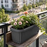 Askılı Sütun Balkon Saksı Çizgi Desenli Hazneli Mat Plastik Saksı (Gri Askısız, 7.5 Litre)