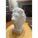 Aslan Düşük Poligonlu Büst – Renk ve boy seçenekli Modern Geometrik Heykel, Dekoratif Sanat Objeleri, Ev & Ofis İçin Şık Tasarım - LION LOW POLY BUST (MAVİ, 20CM)
