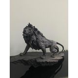 ASLAN KRAL BİBLO FİGÜRÜ TAŞ ÜSTÜNDE ASLAN BÜYÜK BOY SİYAH RENK