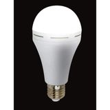 Astakos 7W 630 Lümen Şarjlı LED Ampul Beyaz Işık %85 Tasarruflu LED Ampul Tr 8 Saat Kesintisiz E27 Duy