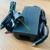 Ata Elektronik 12 Volt 5 Amper 60W 12V 5A Kamera LED Dvr Kuluçka Makinesi Neon LED Monitör Monütör Ekran Imax B6 Adaptörü - Işıklı - Kaliteli Trafo Tırafo