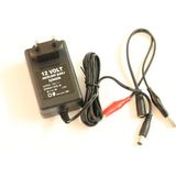 Ata Elektronik Pilsan Prenses Akülü Araba Jeep Uyumlu - 12 Volt Aküler Için Şarj Cihazı Şarz Aleti Adaptör + Otomatik Voltaj Kesicili + Yerli 1 Amper - Siyah