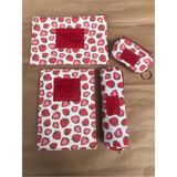 Atakids Lizy Desenli Defter, Kalemlik, Cüzdan ve Makyaj Çantası Seti (Defter: 168 Yp, 14*20) - Kırmızı