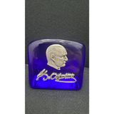 Atatürk İnsiyalli Dökme Cam Kağıt Ağırlığı El Yapımı Obje 8x6x4cm Lacivert Gümüş Renk 1 Adet