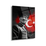Atatürk Türk Bayrağı Önünde Portre Cam Tablo – Ata131